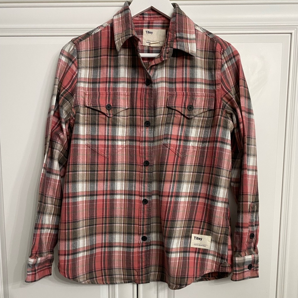 Tilley Women’s Sz Small Pink & Grey Plaid Button-Up Flannel Shirt w/Collar NWOT